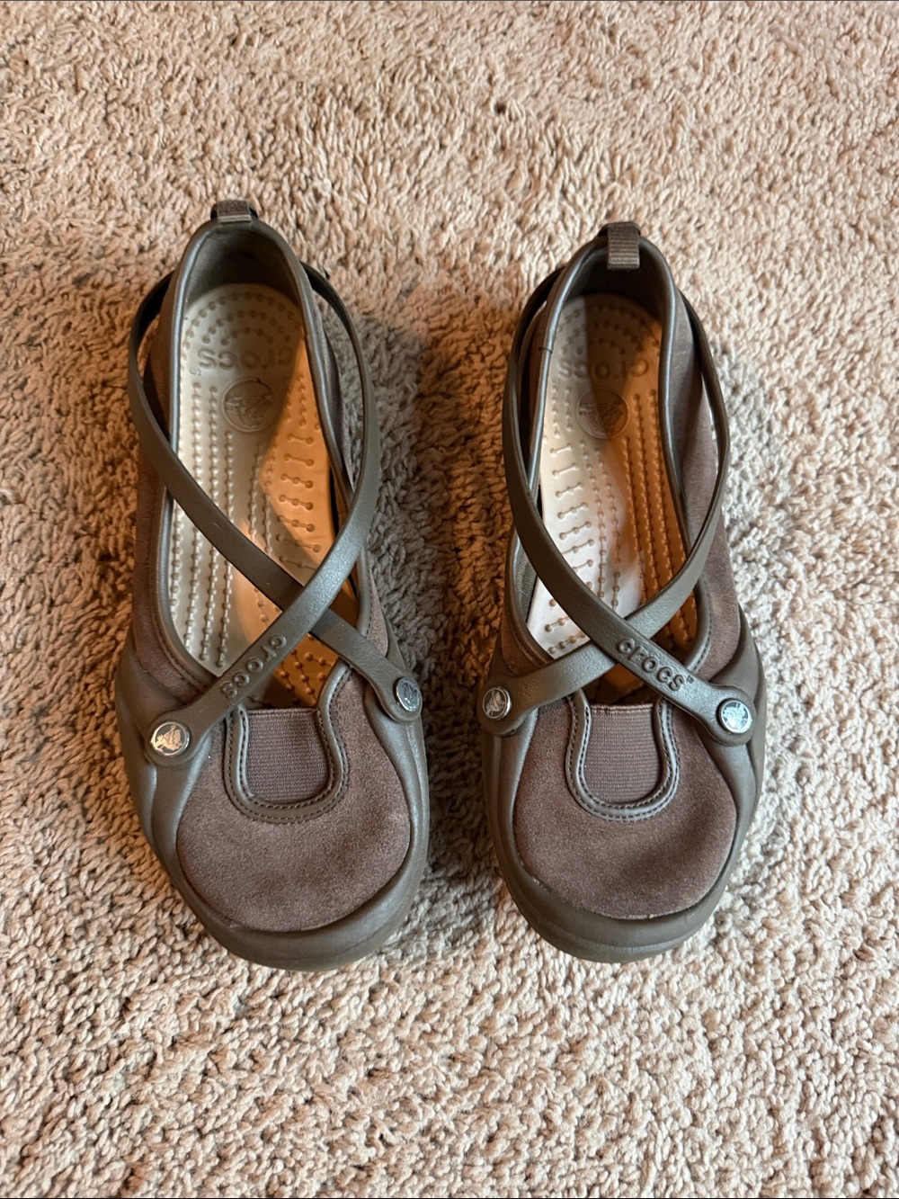 CROCS Women's Brown Crisscross Strap Clogs Womens 8.
